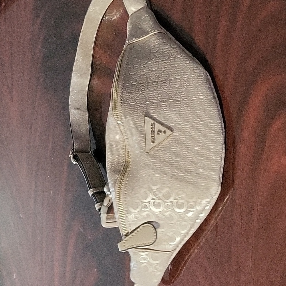 Guess bum/crossbody bag